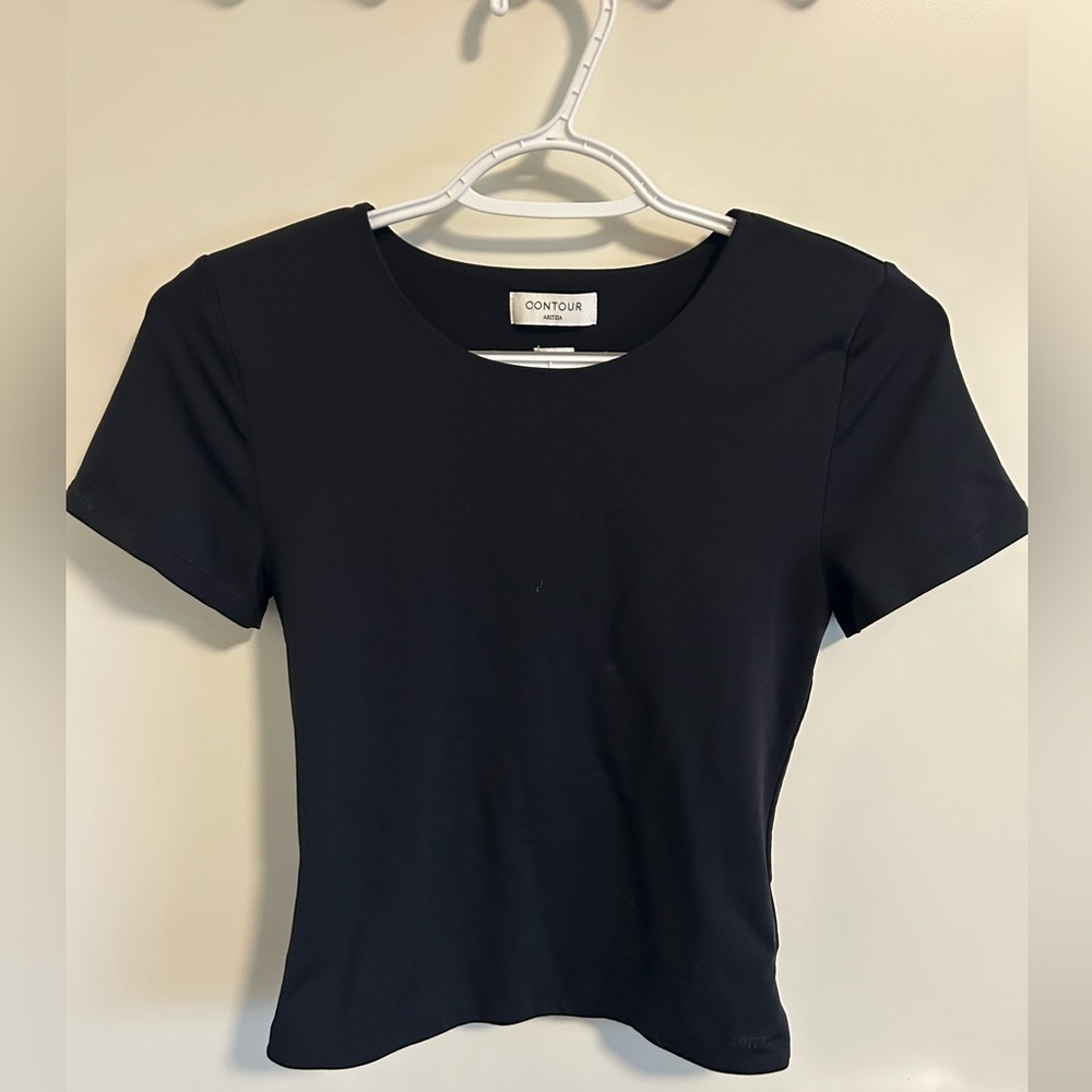 aritzia contour crew neck t-shirt